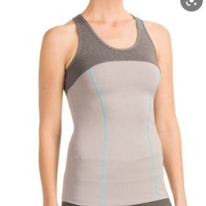 NWT Reebok Tennis Tank Top with Built-In Medium-impact Sports Bra Racerback